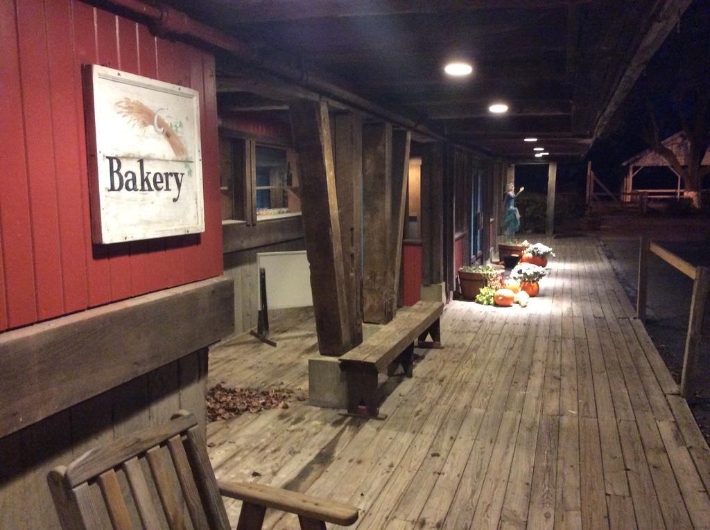 Countryside Inn Nappanee Dış mekan fotoğraf