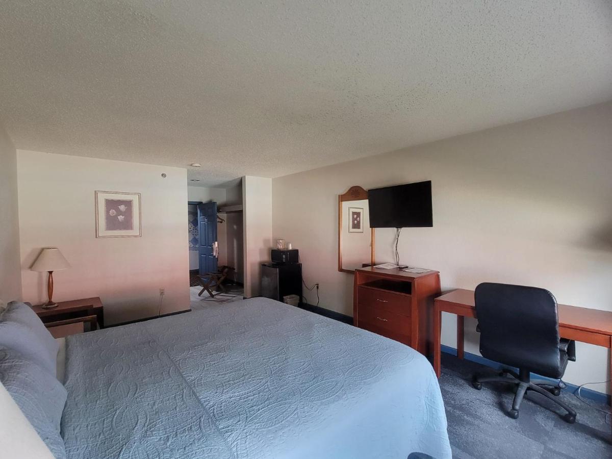 Countryside Inn Nappanee Dış mekan fotoğraf