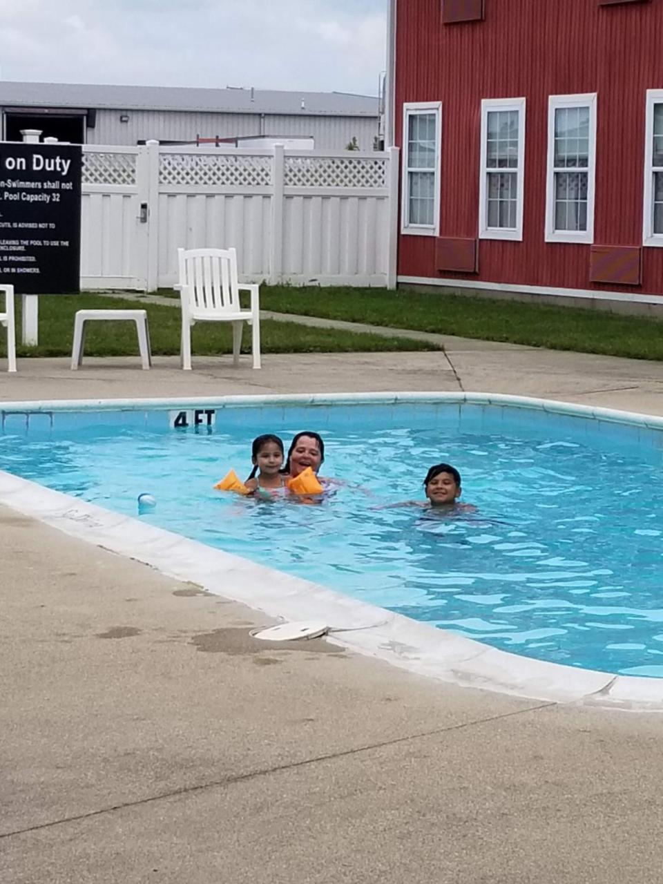 Countryside Inn Nappanee Dış mekan fotoğraf